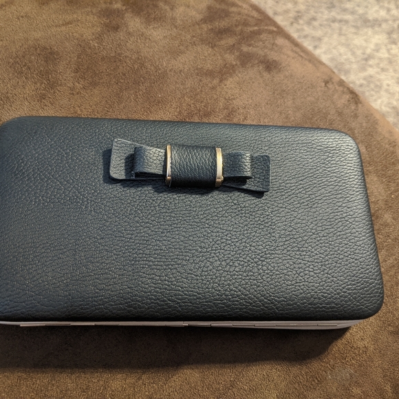 Wallet - Picture 3 of 3